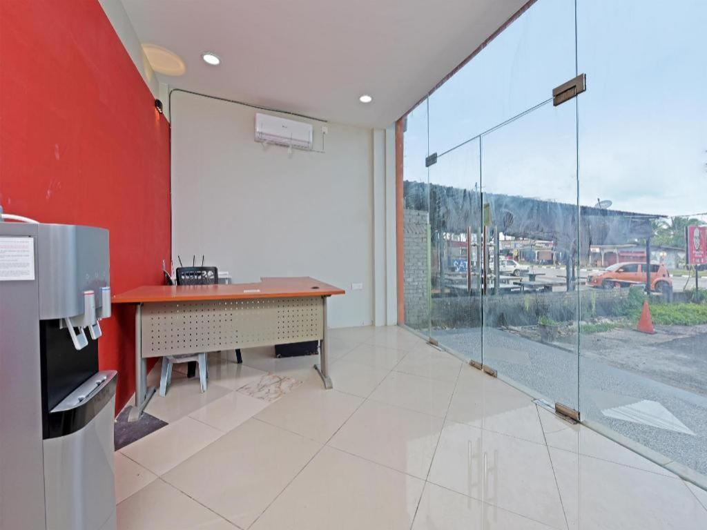 Oyo 90594 Hotel Casalink Paka Luaran gambar